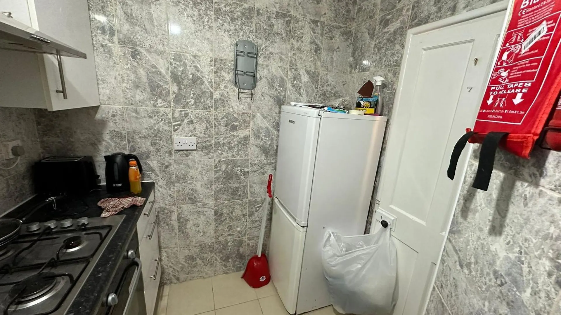 Apartment In Central Tower Bridge Minutes Walk From Bethnal Green, Free Wifi London